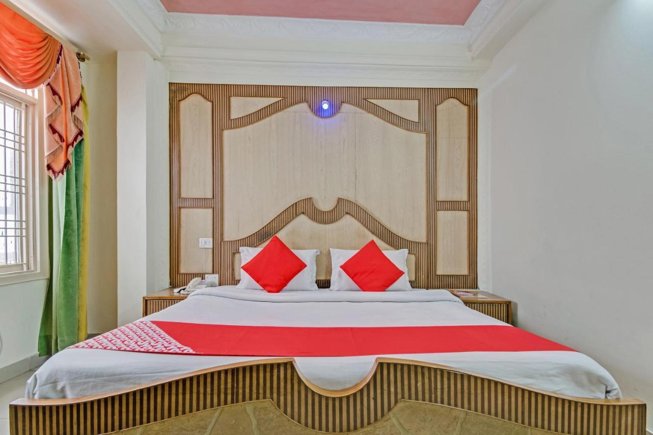 Oyo 24888 Hotel Sham Palace Катра Екстер'єр фото