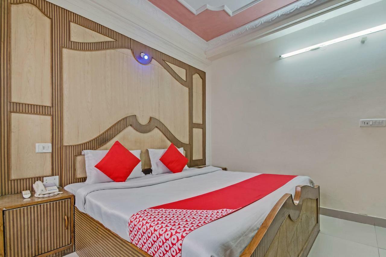 Oyo 24888 Hotel Sham Palace Катра Екстер'єр фото